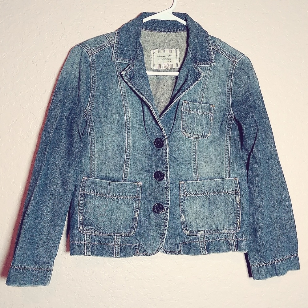Abercrombie and Fitch Jeans distressed jacket